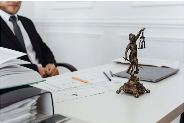 Understanding Comparative Fault in Rhode Island Car Accidents